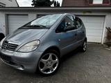 Mercedes-Benz Mercedes A160 Vollausstattung - Mercedes-Benz A 160 aus 2000