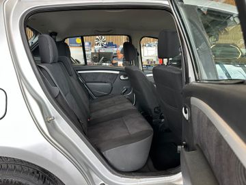 MYAUTOCENTER – Gebraucht- und Jahreswagen mit Werkstattservice in Pfaffenhofen Dacia Sandero Laureate *AHK*TÜV:328*1-Hand*