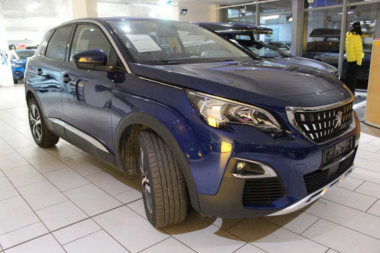 Peugeot 3008 Allure 1.5D NAVI/LED/SHZ/PDC/T-LEDER/TEMPO
