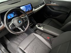 Fahrzeugabbildung BMW 218i Active Tourer Luxury Line -- AHK/ ACC/
