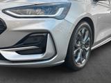 Ford Focus Turnier 1.0 EcoBoost Hybrid ST-LINE X - Ford Focus: ST X