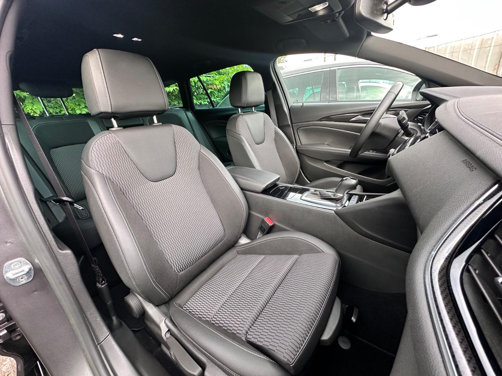 Opel Insignia B ST Navi Massage HuD Kamera ACC AHK