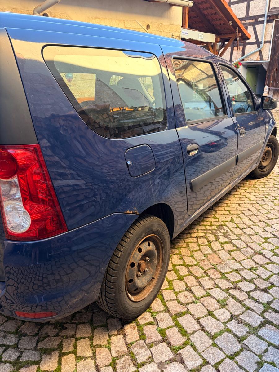Dacia Logan 2009 — photo 8