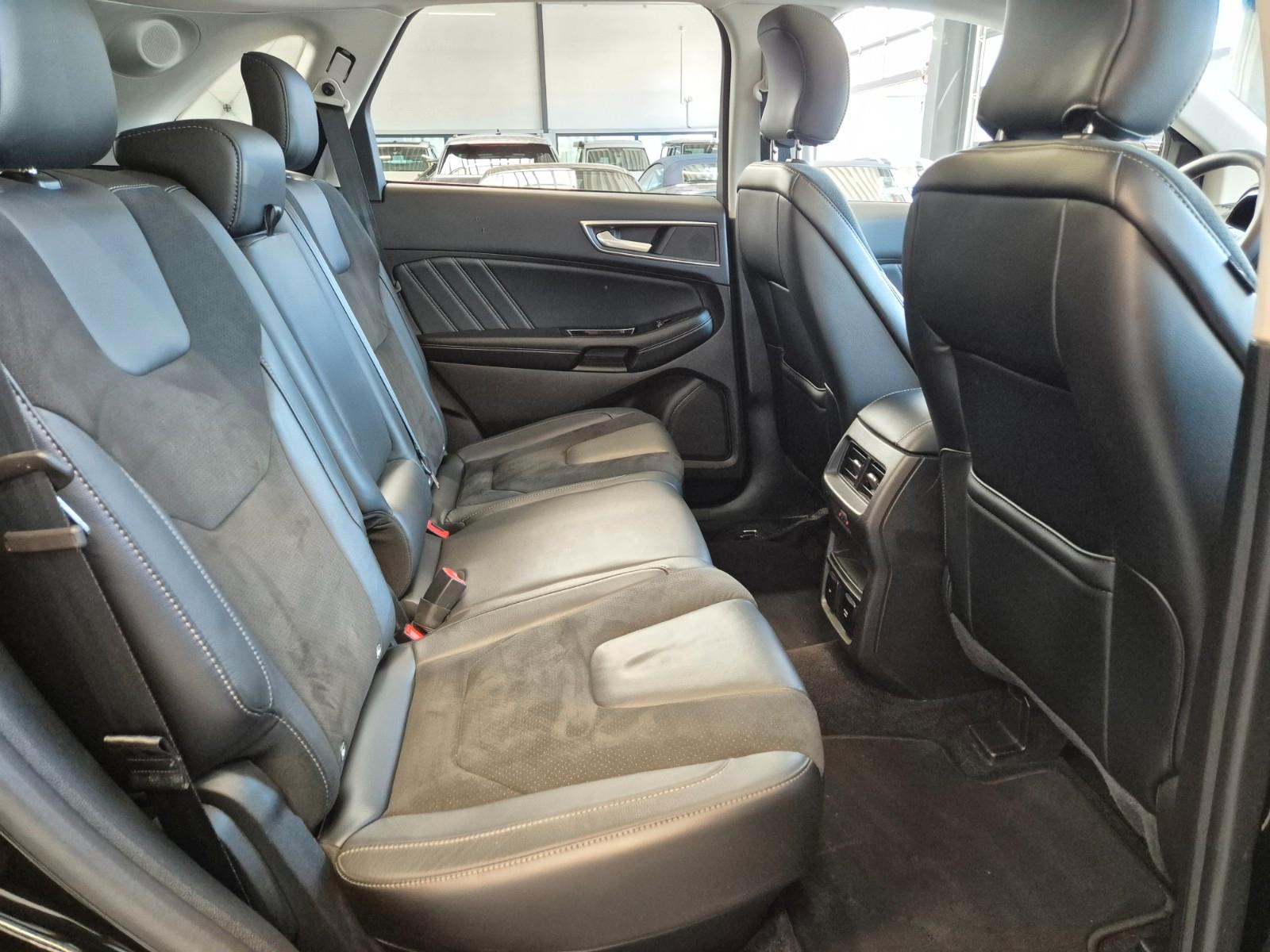 Ford EDGE SPORT 4x4 NAVI LED SITZ+STANDHZ PANO 1HAND