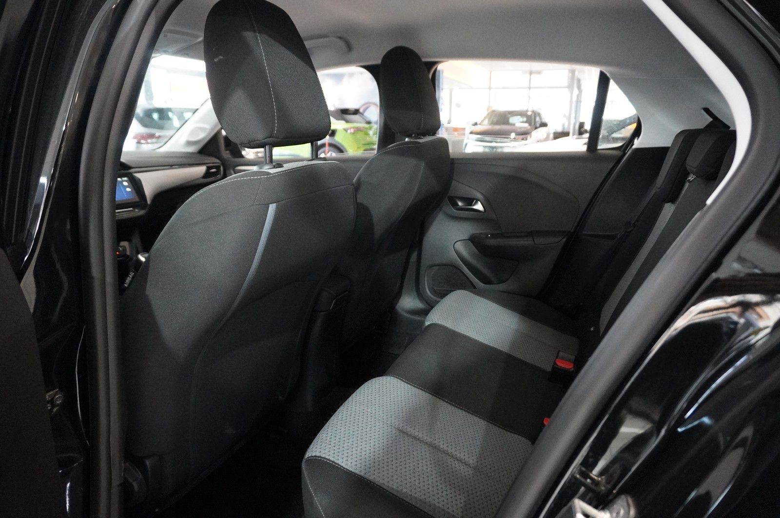 Fahrzeugabbildung Opel Corsa F 1.2 FACELIFT NAVI/LED/KAMERA/VIRTU./DAB+