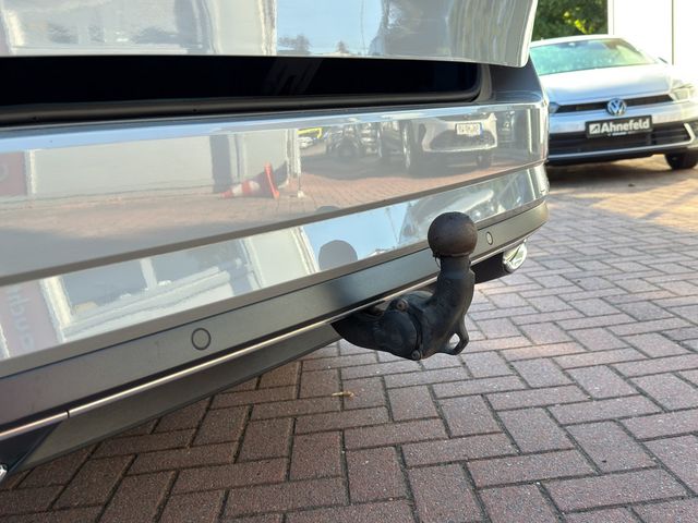 Superb Combi 2.0 TDI SportLine DSG MATRIX-LED