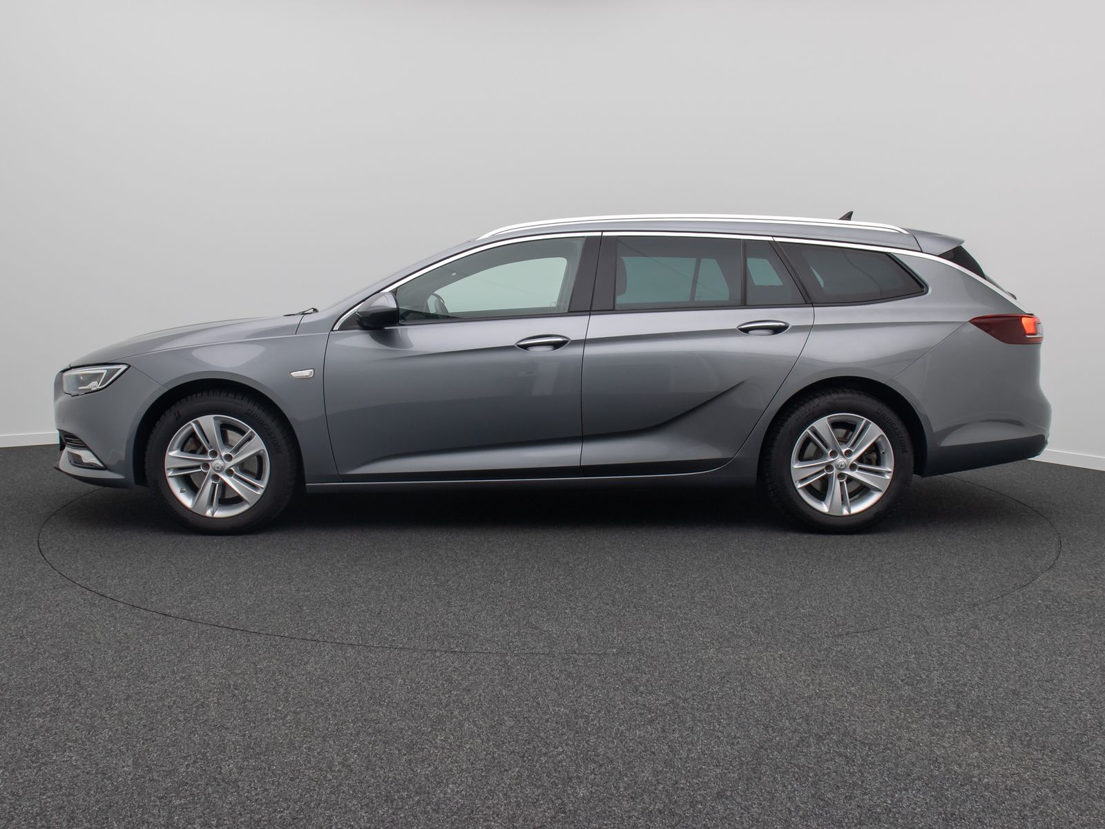 Fahrzeugabbildung Opel Insignia Innovation 4x4 Kamera FahrAssist Navi 1