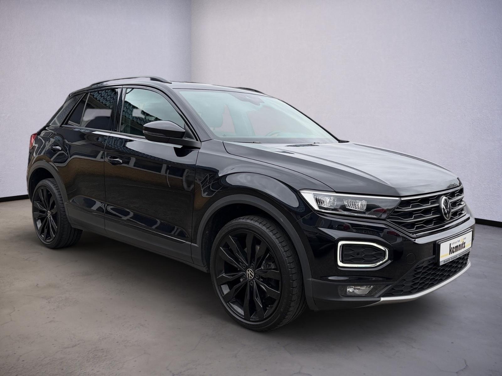 Volkswagen T-Roc 1.5 TSI DSG Style BLACK Pano AHK 19" ACC