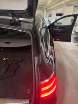 Mercedes-Benz E 200 T Autom. - - Mercedes-Benz E 200 in Düsseldorf