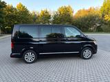 Volkswagen T6 Multivan Highline Bulli - Volkswagen T6 Multivan in Oldenburg