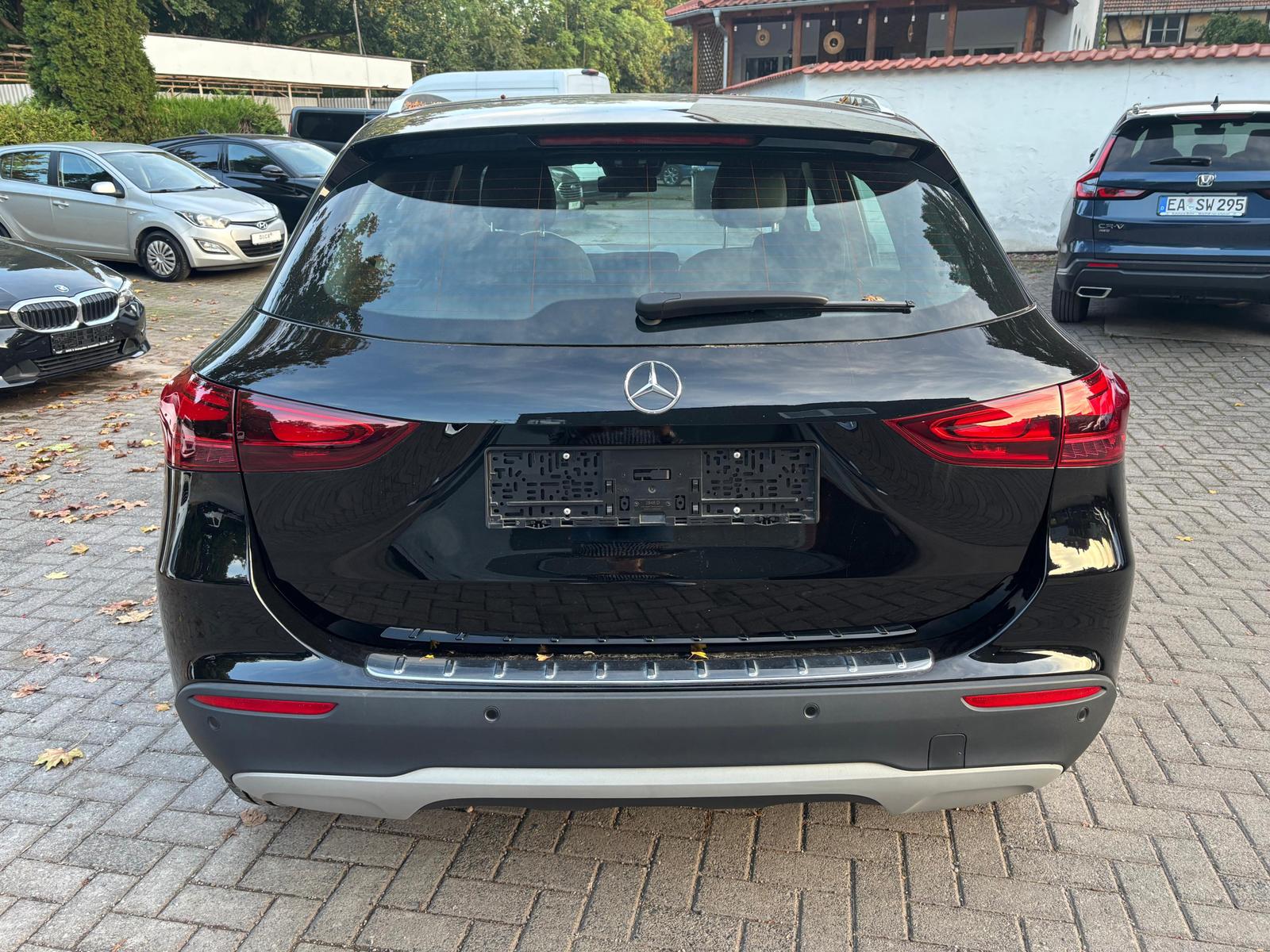Mercedes-Benz GLA 7G LED+MBUX+VIRT+SHZ+KAM+T-LEDER+NAV+DAB, миниатюра 6