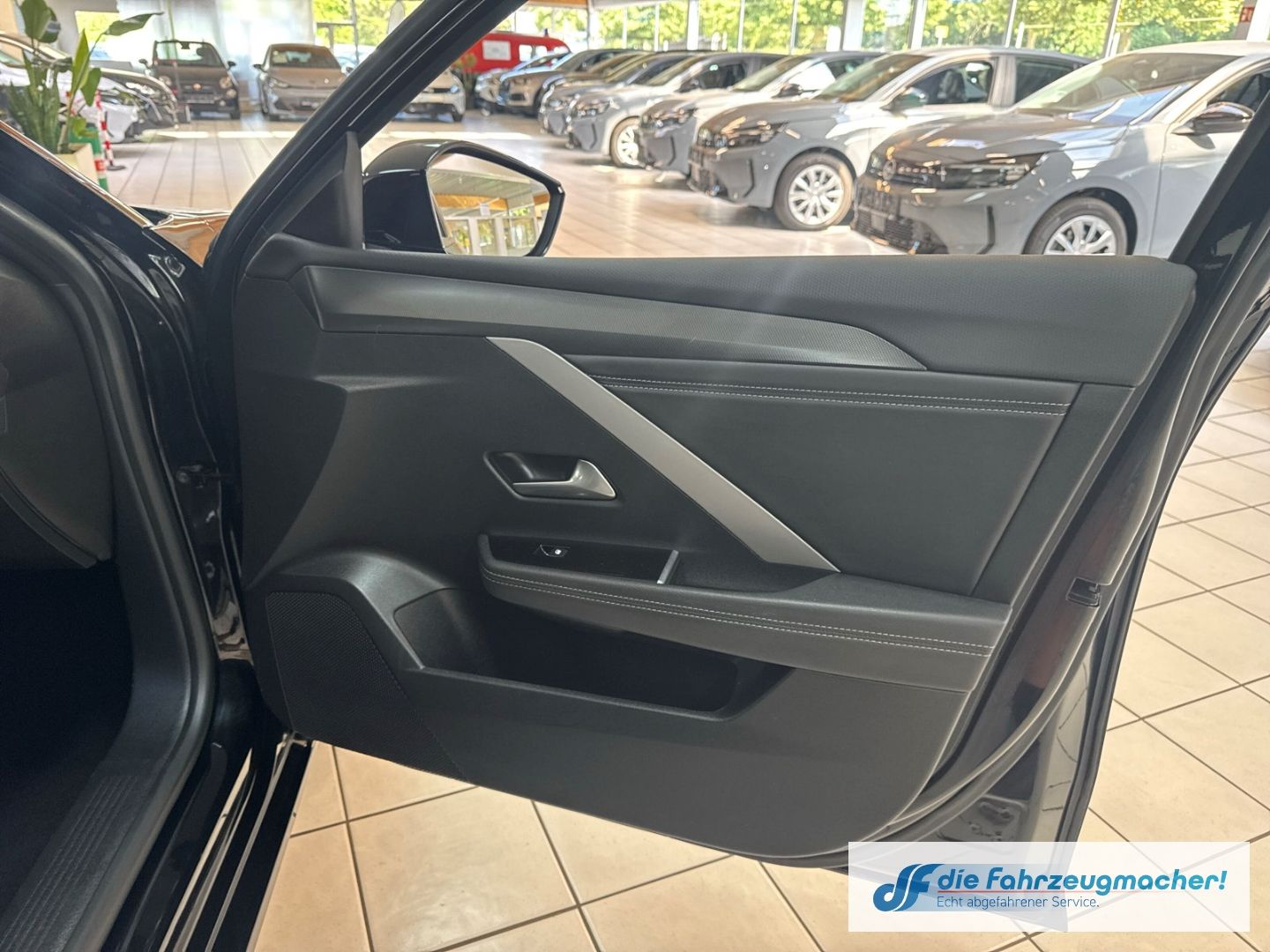 Fahrzeugabbildung Opel Astra L Sports Tourer GS Line Digi Co 360 LED A