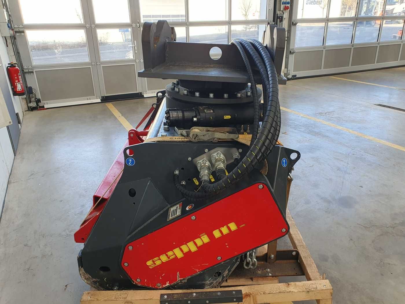 Fahrzeugabbildung Andere Seppi M. BMS 125 Forstmulcher / Drehmotor / DEMO