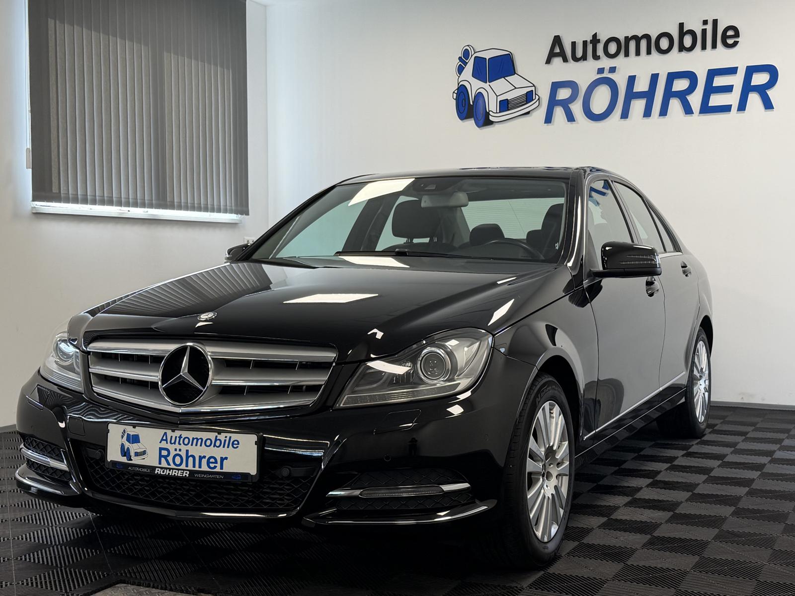 Mercedes-Benz C 180 CGI BlueEff. 7G Elegance Navi Xenon Leder