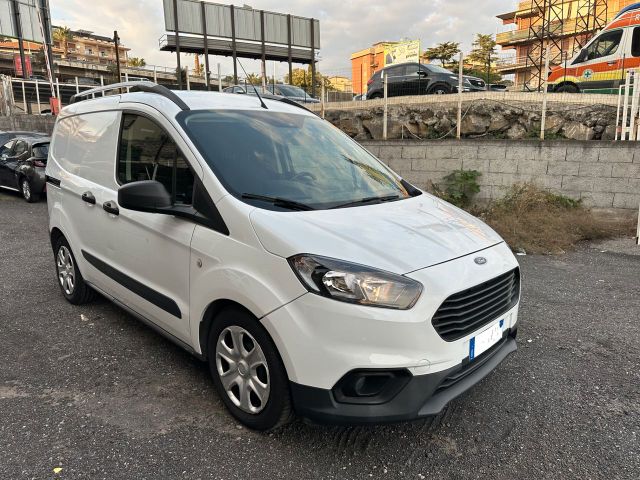 Ford Tourneo Courier Tourneo Courier 1.5 TDCI 10