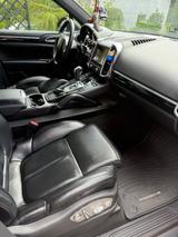 Porsche Cayenne Diesel Platinum 3.0 V6 Gute Zustand  - Porsche Cayenne in Oberhausen