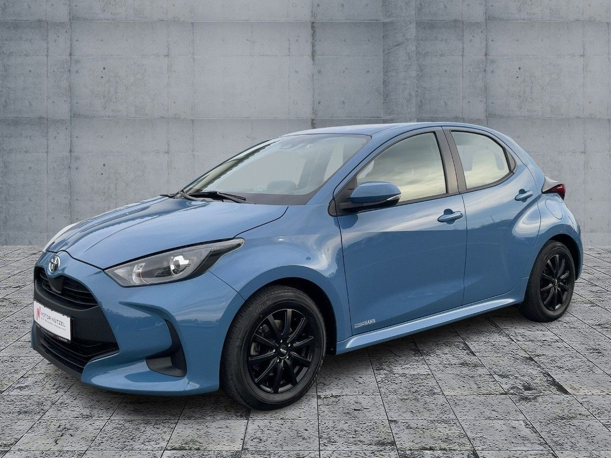 Toyota Yaris 1.5 l Hybrid COMFORT ACC+PDC+APP+MFA+MFL imagem 2
