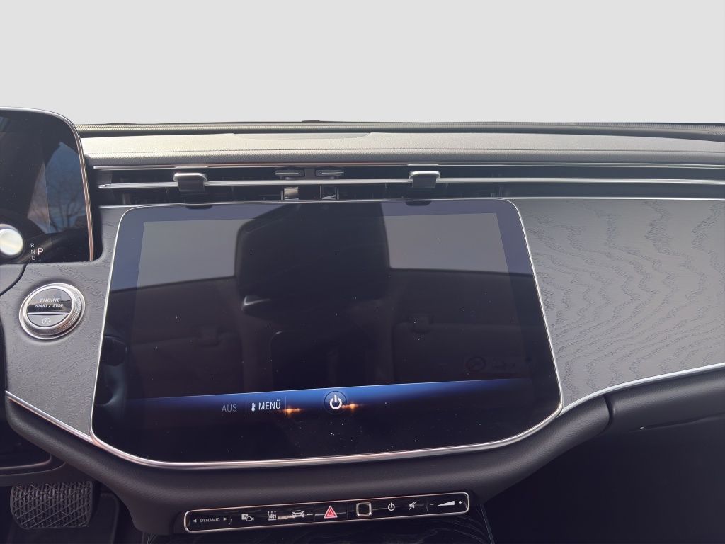 Fahrzeugabbildung Mercedes-Benz E 200 d T TAXI Avantgarde*LED*DISTRONIC*PDC*RFK