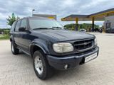 Ford Explorer 4.0 - Ford Explorer mit Benzin-Antrieb: Allradantrieb, Geländewagen, 4.0