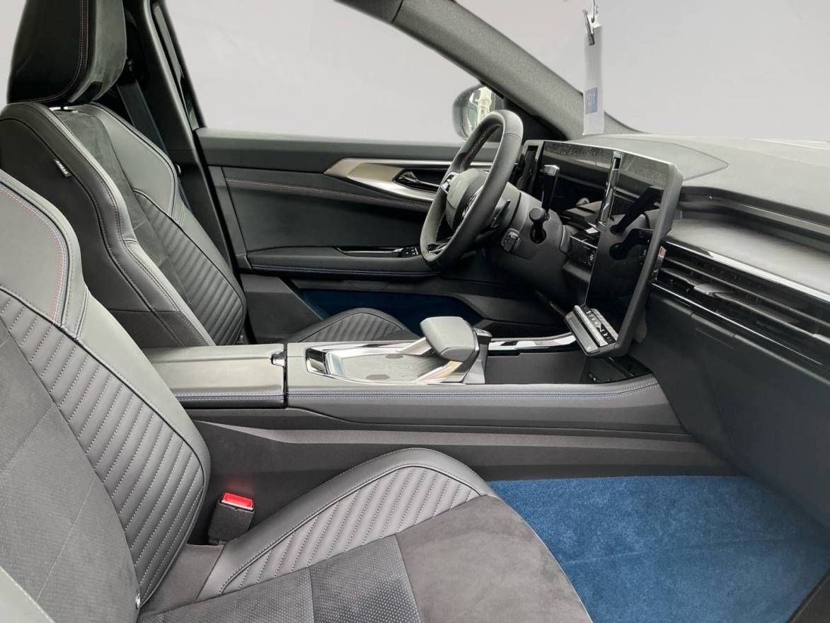 Fahrzeugabbildung Renault Rafale Esprit Alpine E-Tech Plug-in Hybrid 300 4