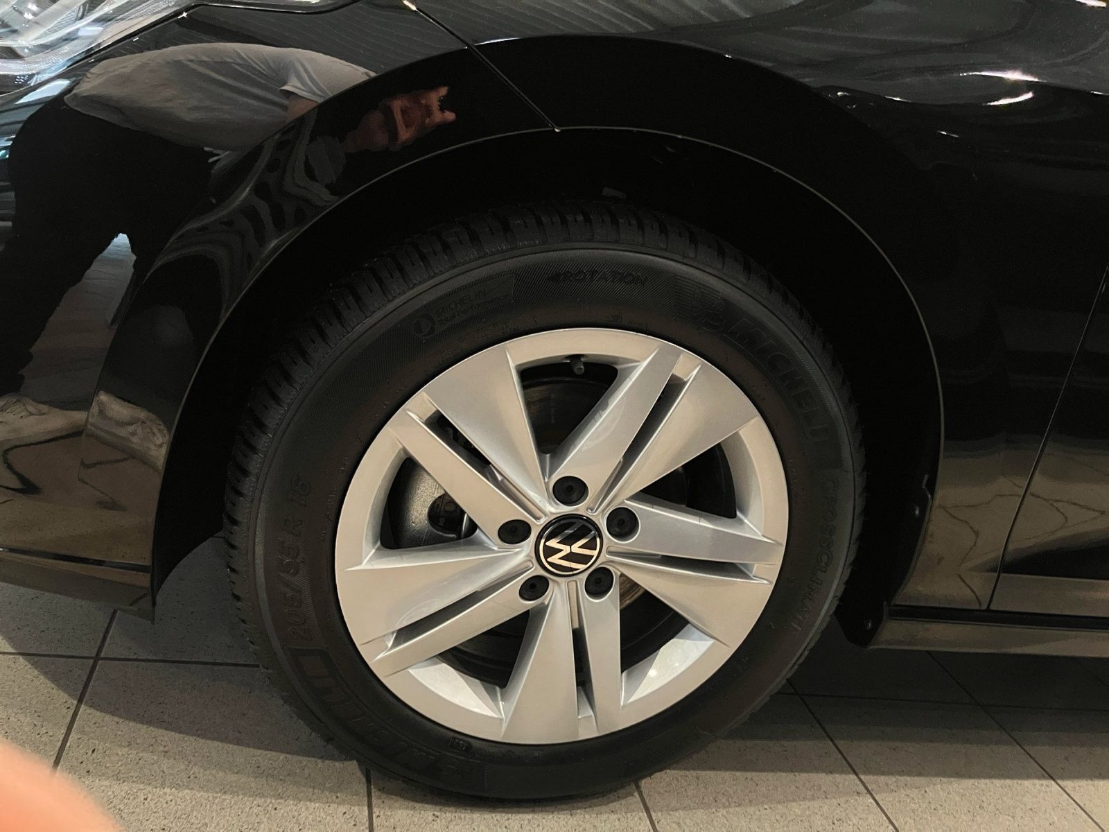 Fahrzeugabbildung Volkswagen Golf 1.5 TSI 85 kW Goal LED, DAB +, AUTO LIGHT A