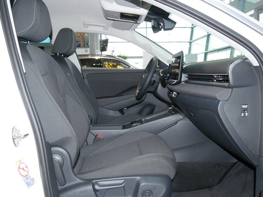 Volkswagen T-Roc Life 1.5 l eTSI OPF 110 kW (150 PS ) 7-Gan, миниатюра 4