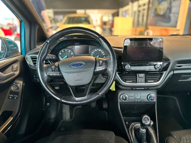 Ford Fiesta Titanium *Export*