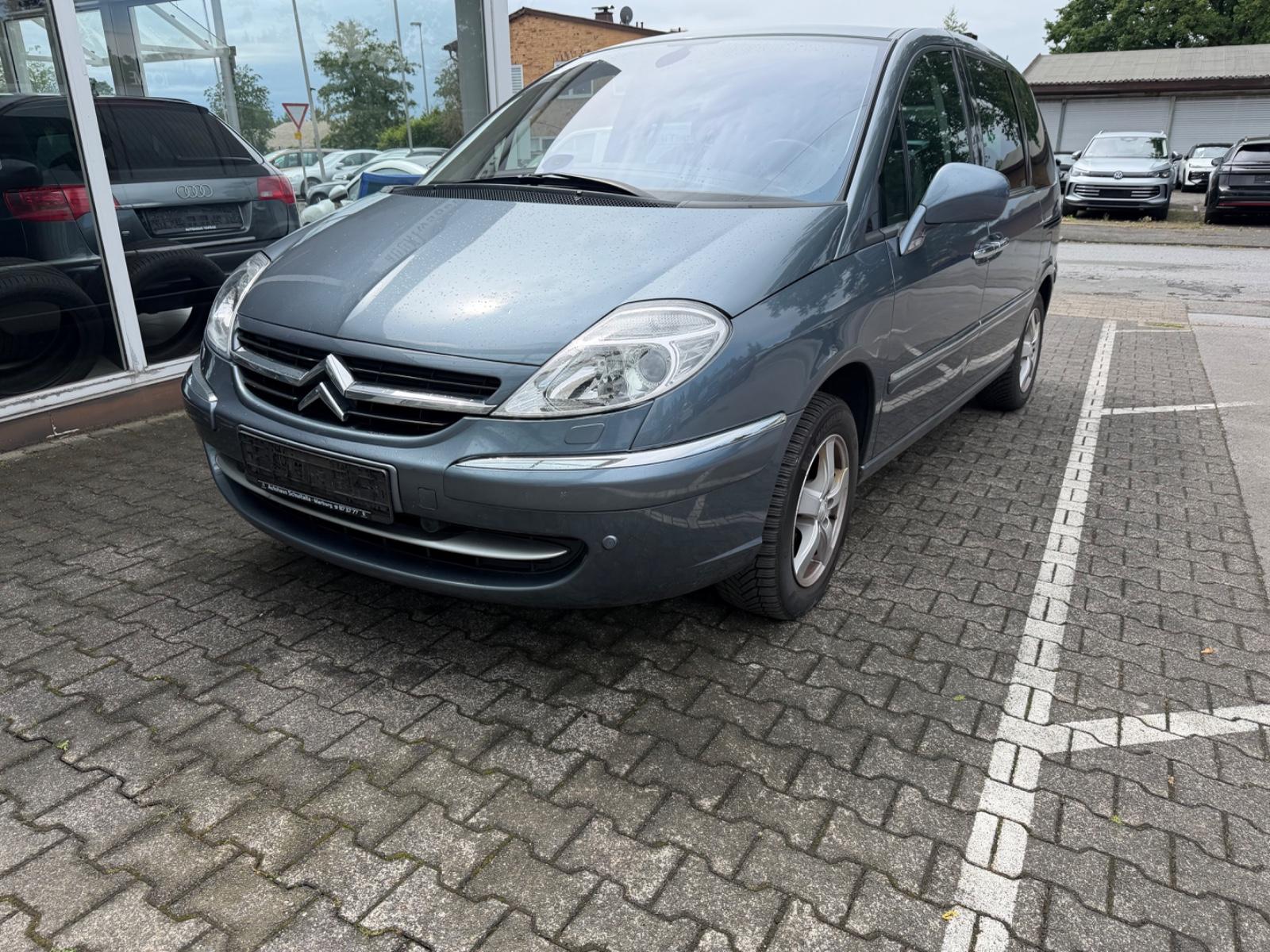 Citroën C8 HDi 135 FAP Attraction