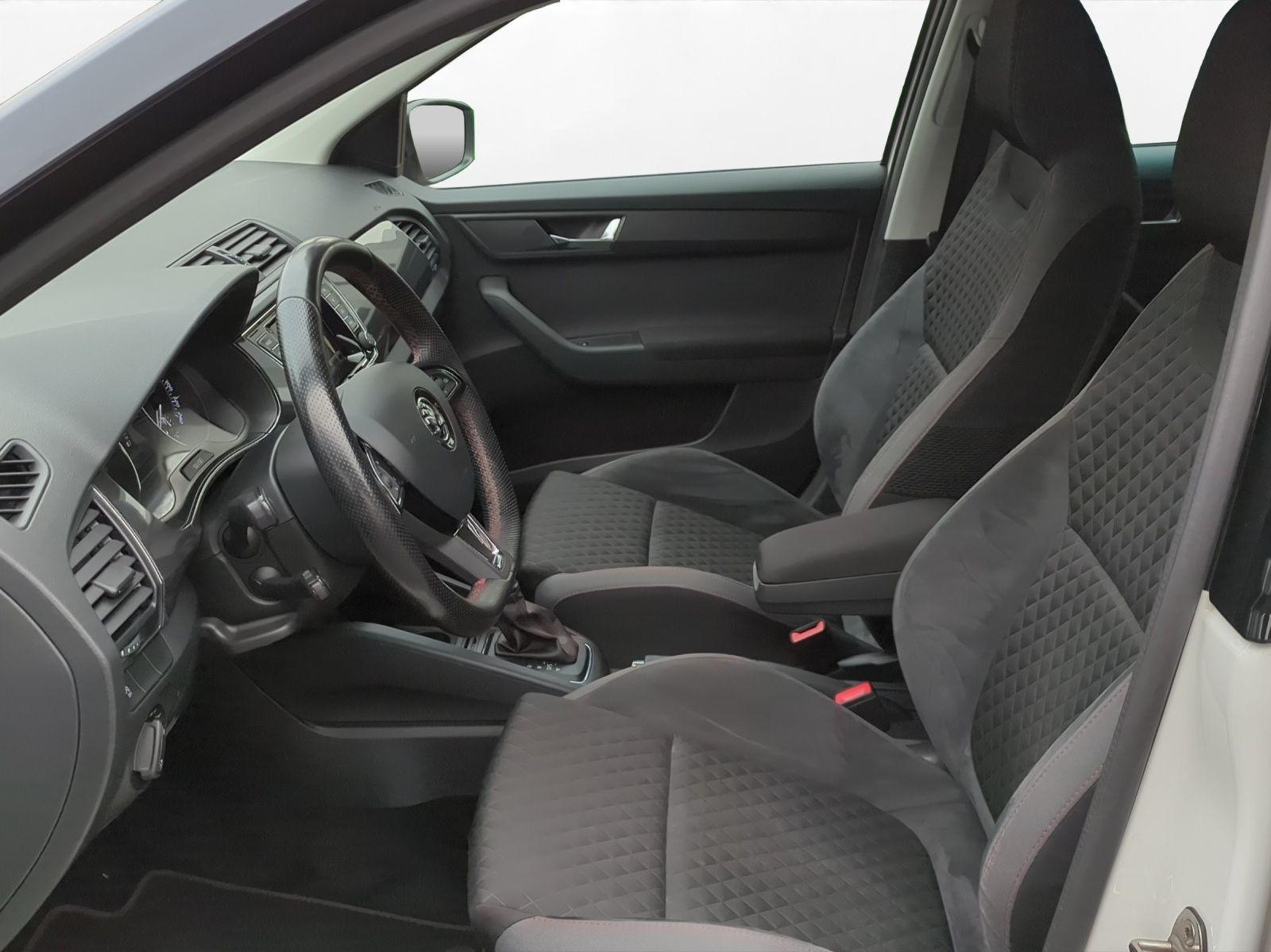 Skoda Fabia 1.4 TSI DSG R5 *Pano LED Navi Kessy*