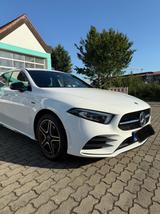 Mercedes-Benz A 250 e AMG MBUX+ Selbstlenkend Night JSGarantie - Mercedes-Benz Sel AMG