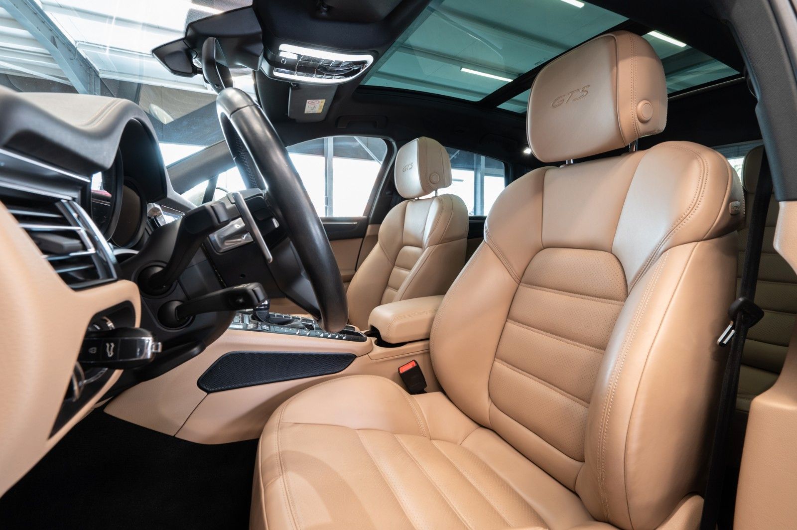 Porsche Macan GTS SPORT-DESIGN AHK ACC PANO 21-ZOLL foto 16