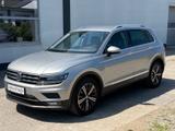 Volkswagen Tiguan 2.0 TDI BMT Sound 4Motion AHK 2.5t,LED  - Volkswagen Tiguan SOUND mit Diesel-Antrieb