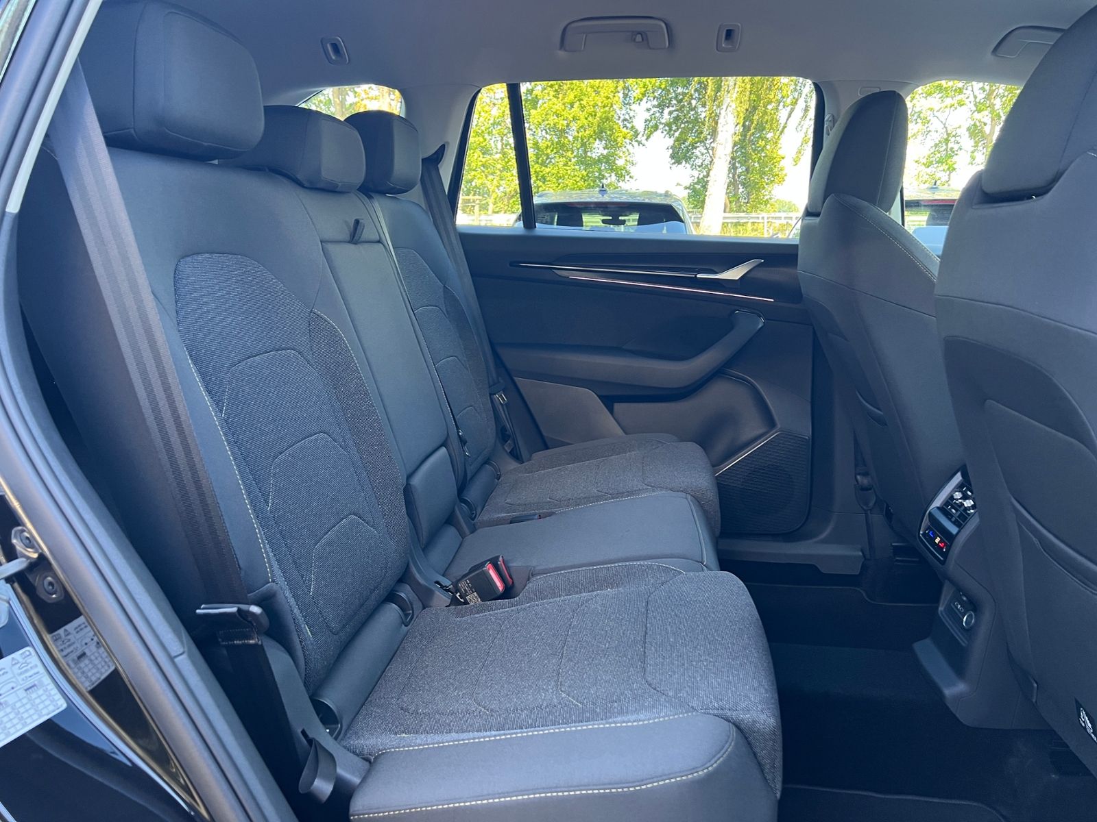 Fahrzeugabbildung SKODA Kodiaq Selection 2.0 TDI DSG *LED,AHK,Navi,Winte