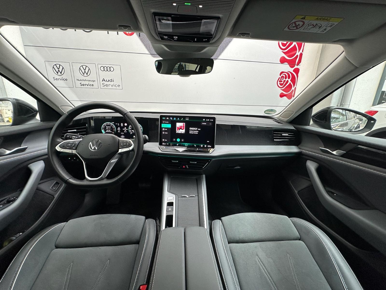 Volkswagen Passat Variant 1.5 eTSI 110 kW Business#AHK#Navi