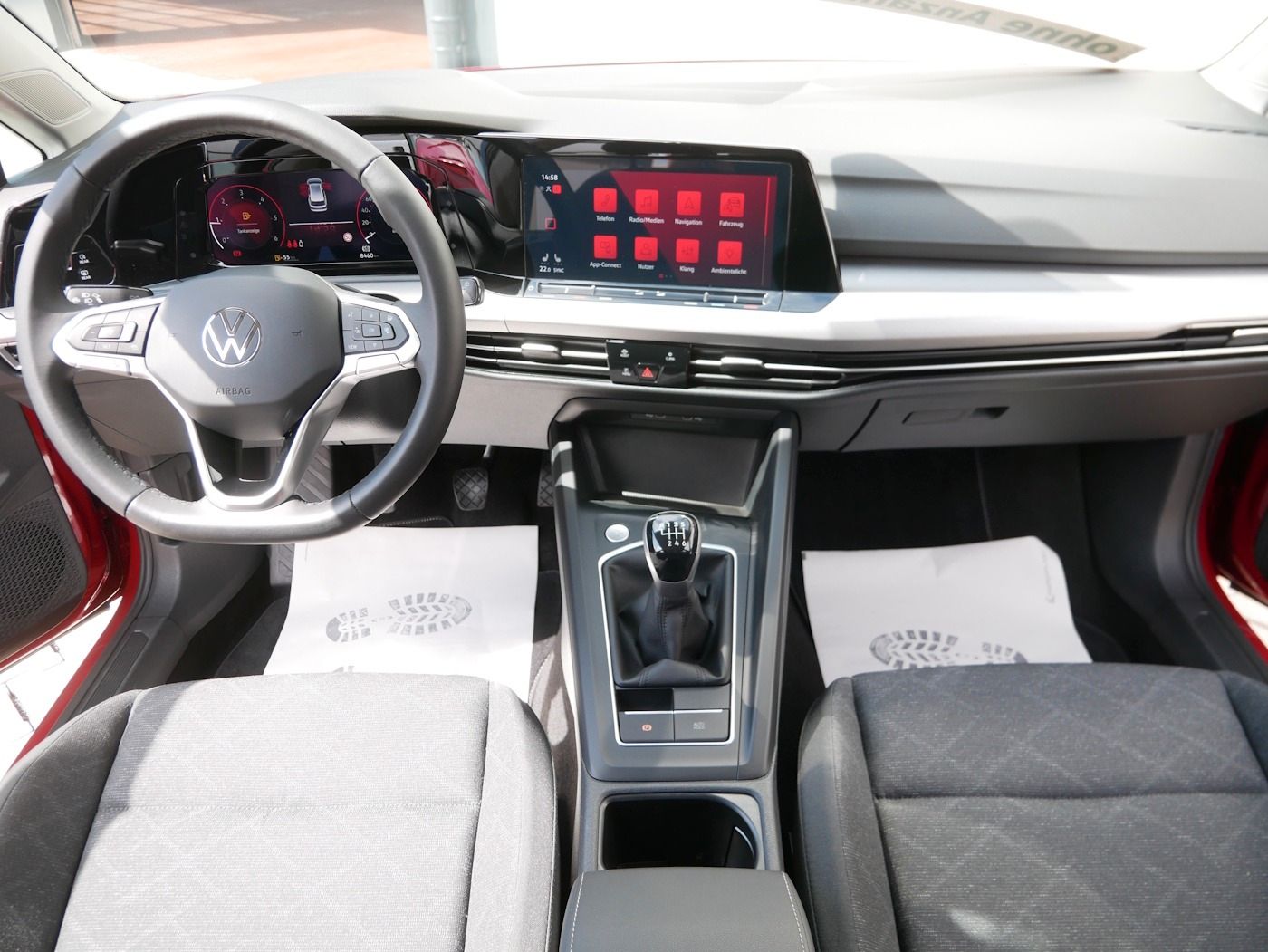 Fahrzeugabbildung Volkswagen Golf -VIII Variant 2.0 Life NEU42T ACC Standheiz