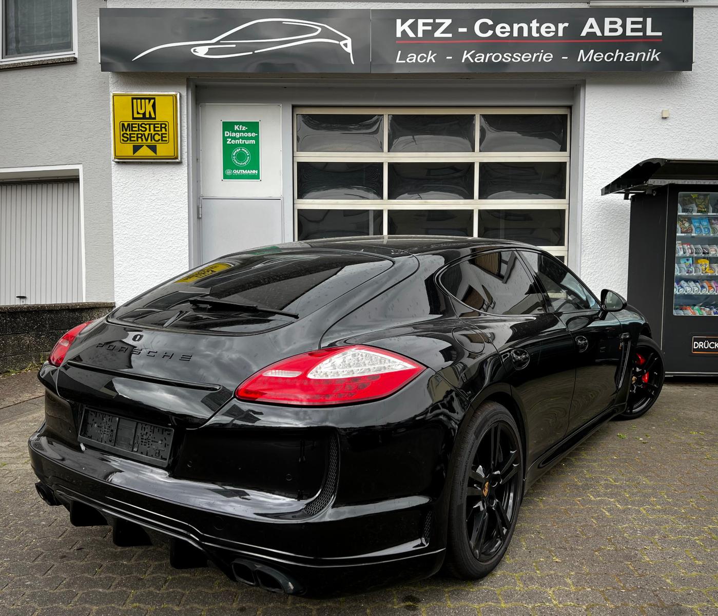 Porsche Panamera Turbo *PDLS/BOSE/XENON*