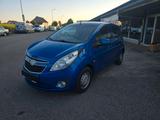 Chevrolet Spark LS - blaue Chevrolet Spark