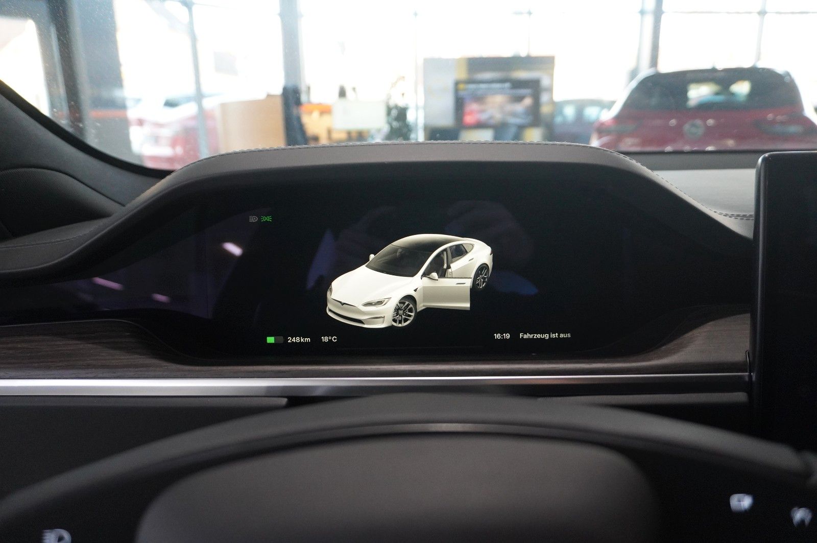 Fahrzeugabbildung Tesla Model S DUAL-MOTOR LONGRANGE NAVI/AMD/YOKE/LEDER