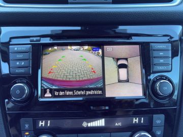 Nissan Qashqai N-Connecta DCT*Pano*Navi*360*RFK*FSH*SHZ