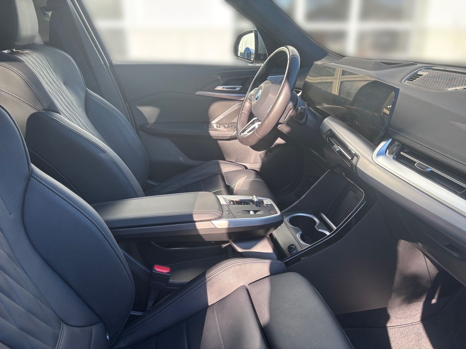 BMW iX xDrive30 M Sport ad.LED HUD PA DA Pano AHK foto 3