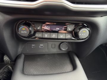 Nissan Juke Acenta 1.0 DIG-T °LED°SHZ°AAC°RFK°Tempomat°