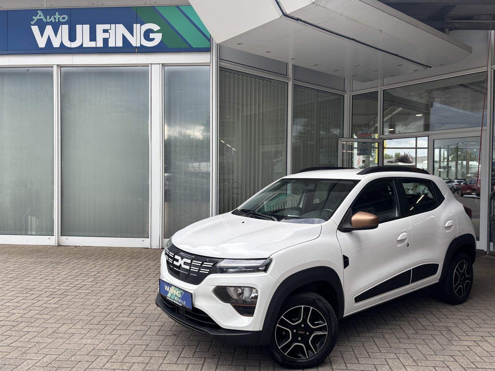 DACIA Spring