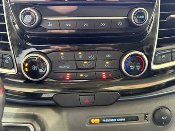 Ford Tourneo Custom Active L1 Bi-Xenon  AHK