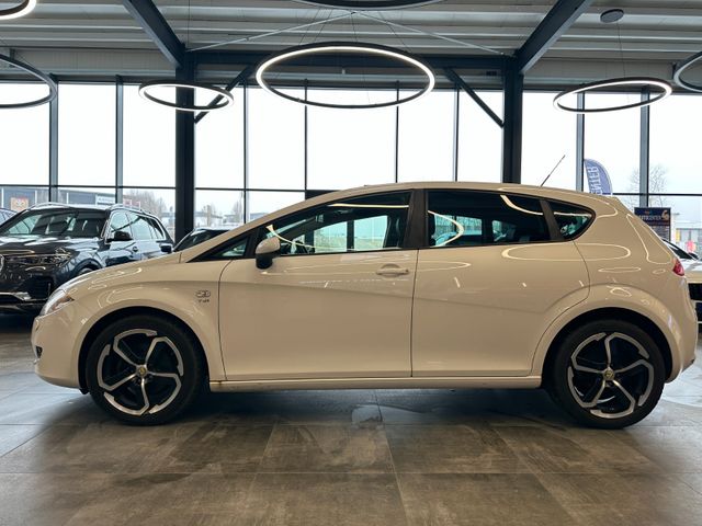 Seat Leon Comfort Limited *2. Hand*Klima*SHZ*Navi*PDC