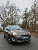 Renault 7- Sitzer Renault Grand Scenic 1.6 130 dCi... - Renault Grand Scenic Kombi Gebrauchtwagen