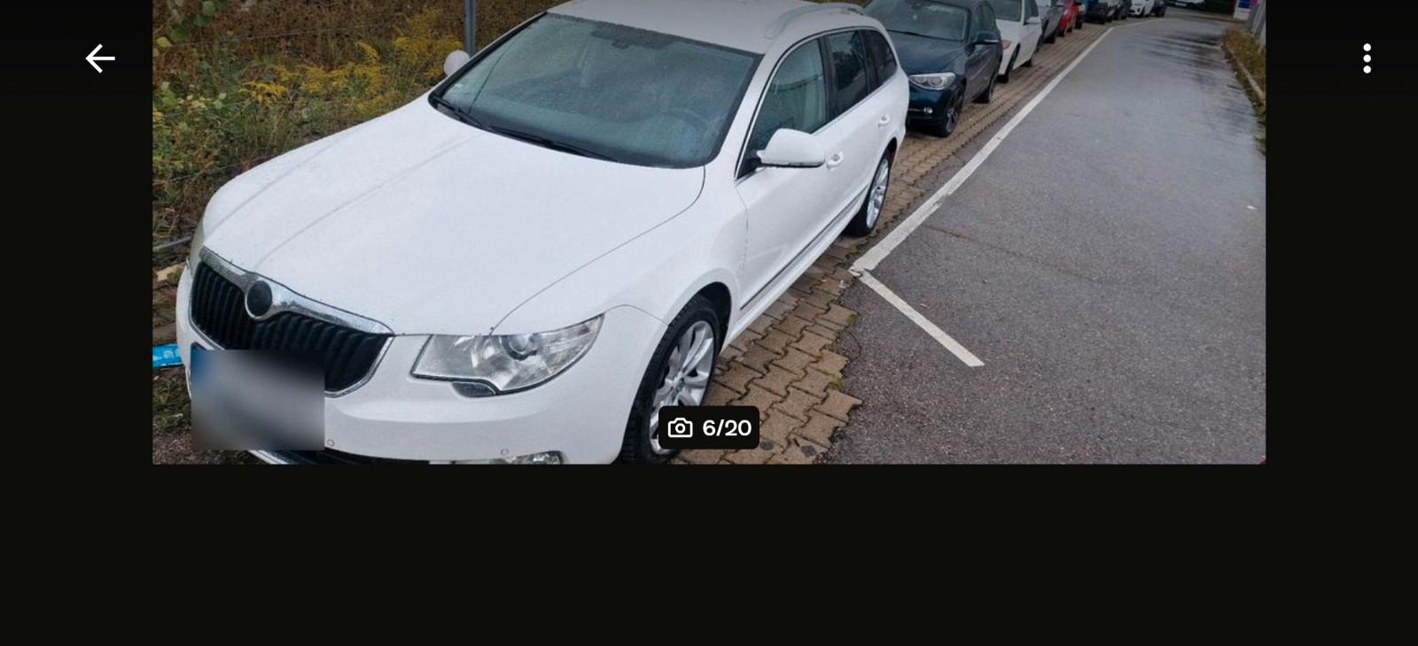Skoda Superb 2012 — interior