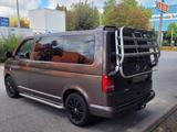 Volkswagen Multivan T5 Top Zustand - Volkswagen T5 Multivan in Düsseldorf
