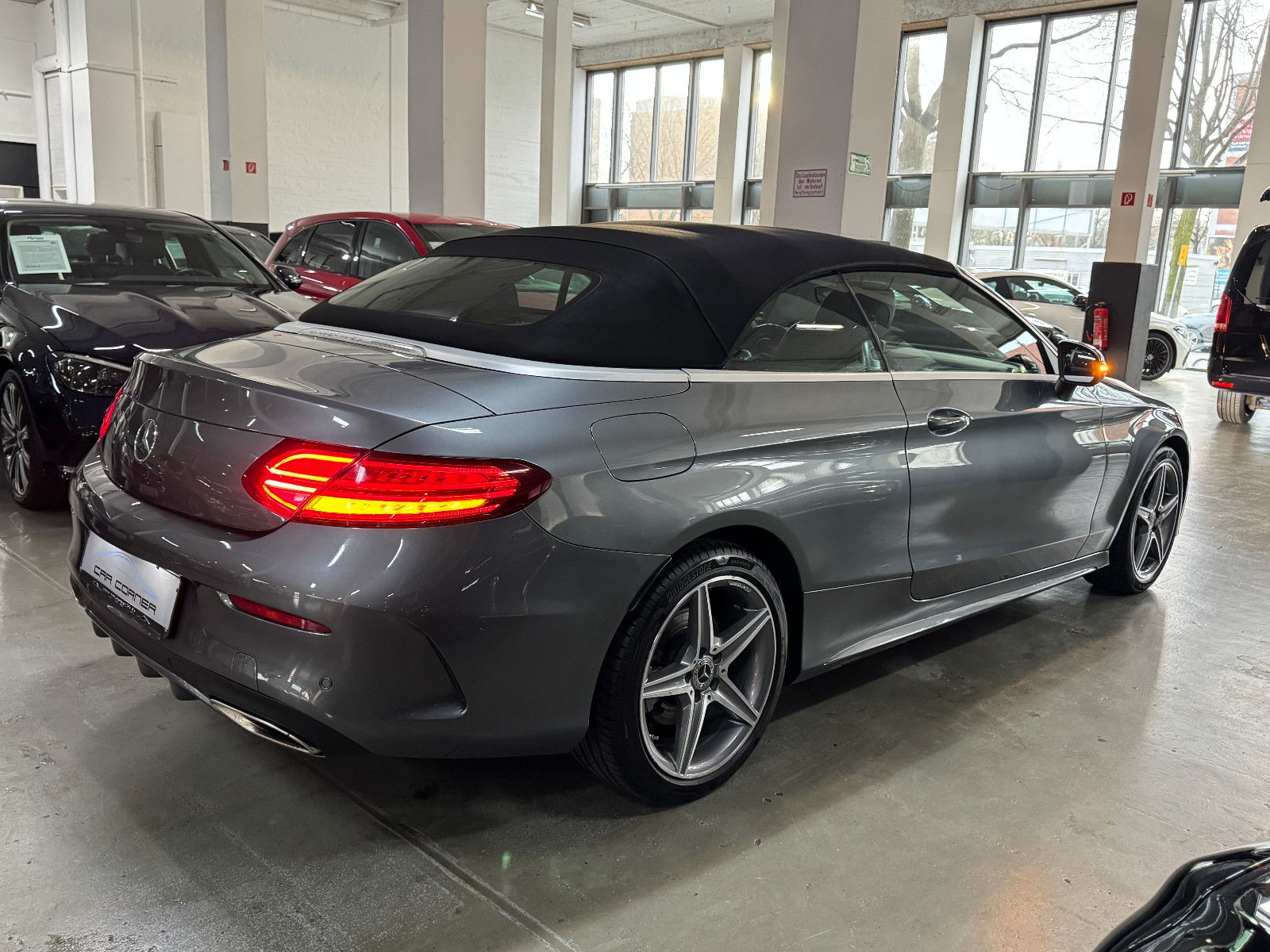 Fahrzeugabbildung Mercedes-Benz C 200 9GT CABRIO 2X AMG LINE AIRSCARF 360°KAMERA