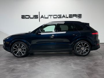 Porsche Cayenne - 5