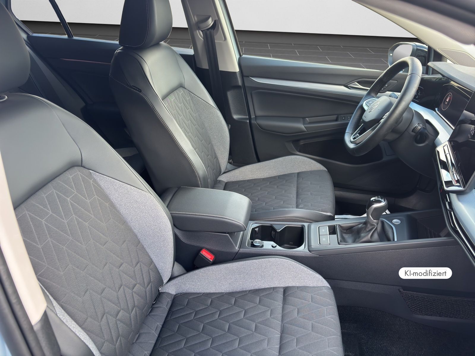 Volkswagen Golf VIII 1.5 TSI GOAL SHZ PDC Light Assist foto 5